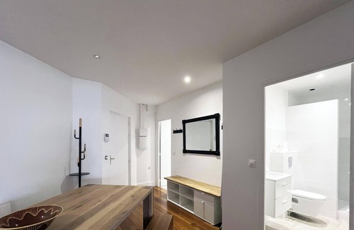 Quartier Sainte-Marguerite Apartment | Urban Flat 168 - Spacious 1-Bedroom Apartment in Paris