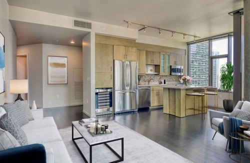 Belltown Condo | Urban Haven: 1BR Condo at Via 6