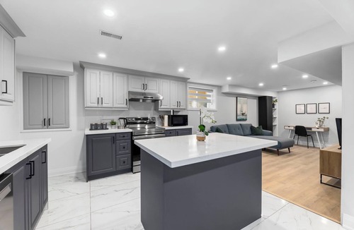 Newcastle Apartment | Urban Haven: 2BR/2BA+Office, Kitchen, Dining