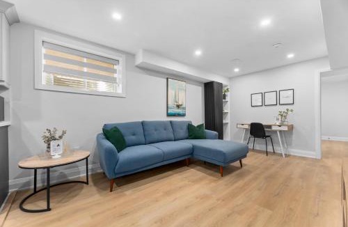 Newcastle Apartment | Urban Haven: 2BR/2BA+Office, Kitchen, Dining