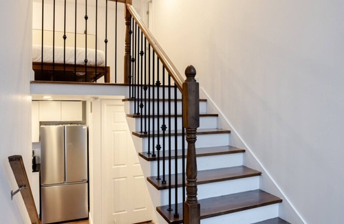 Shaughnessy Village Apartment | Urban Haven | Modern Comfort in Downtown MTL