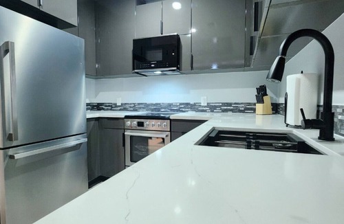 Tulsa House | Urban Hideaway - 201