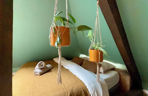 Sarreguemines Apartment | Urban hut