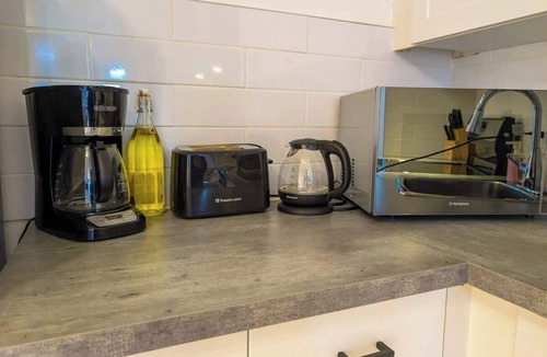 Vieux-Limoilou Apartment | Urban Limoilou 6 guests AC 1 Free Parking