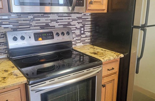 Downtown Minneapolis Apartment | Urban Living - 2 Bed and 1 Bath