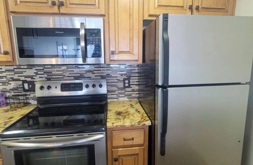 Downtown Minneapolis Apartment | Urban Living - 2 Bed and 1 Bath