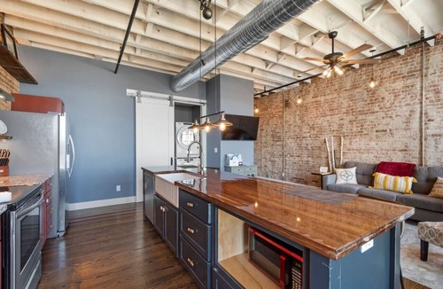 Perryville Apartment | Urban Loft #1 RED · Urban Loft Downtown above BrewCo & Restaurant