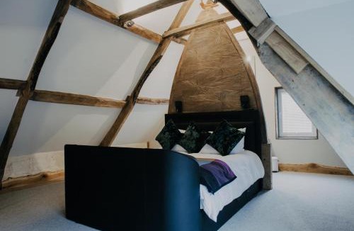 Melksham Apartment | Urban Lofts