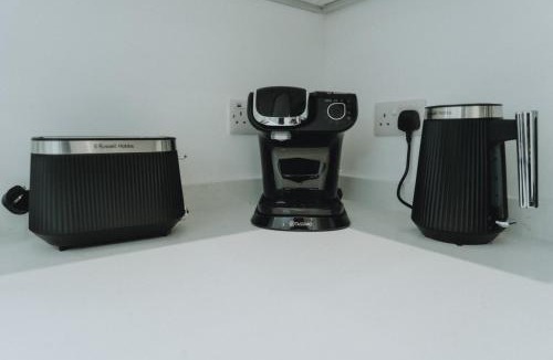 Colnbrook House | Urban Luxury