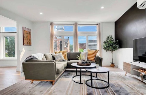 Seward Place Apartment | Urban Nest #5 | Penthouse Suite with Skyline Views