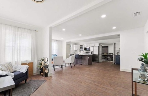 Avondale House | Urban Nest | Historic Avondale Getaway