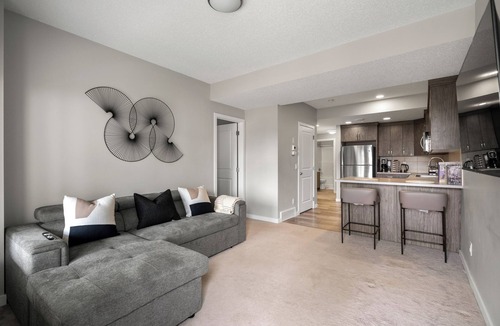 Sage Hill House | Urban Oasis 2 BR With parking space