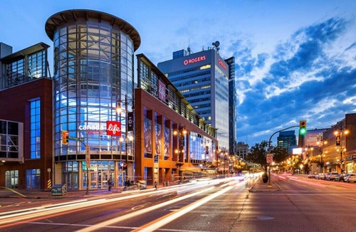 Winnipeg Apartment | *Urban Oasis | Cozy & Central | 5 min to Downtown*