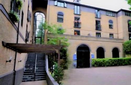 Billericay Apartment | Urban Oasis