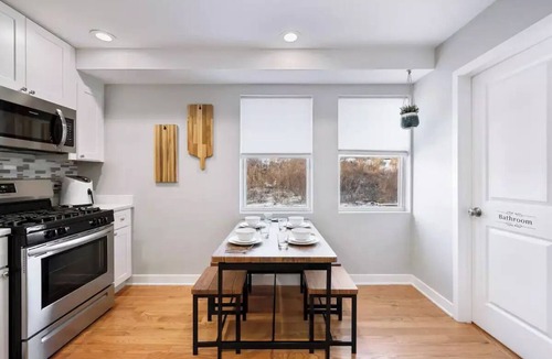 Heart of Chicago House | Urban Oasis in Heart of Chicagon