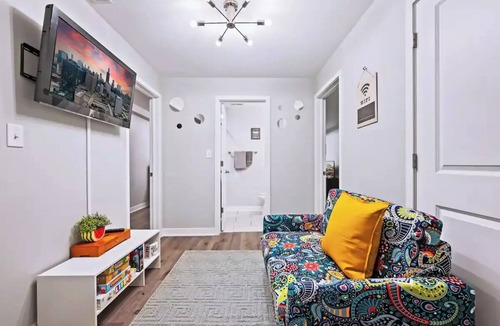 Heart of Chicago House | Urban Oasis in Heart of Chicagon