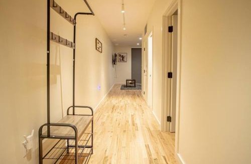 Midtown Apartment | Urban Oasis in Overton Square
