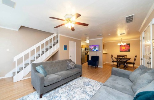 Medical Center District Condo | Urban Oasis: In the Medical Center