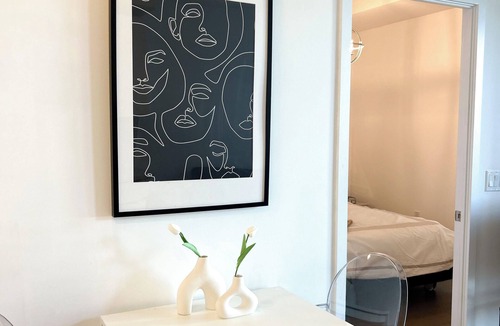 Humber Bay Apartment | Urban Oasis Minutes from Downtown Toronto