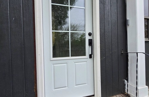 East Hartford Apartment | Urban Oasis