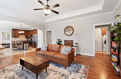 Mount Meigs House | Urban Oasis