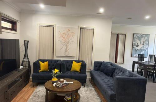 Epping House | Urban Pause - Epping