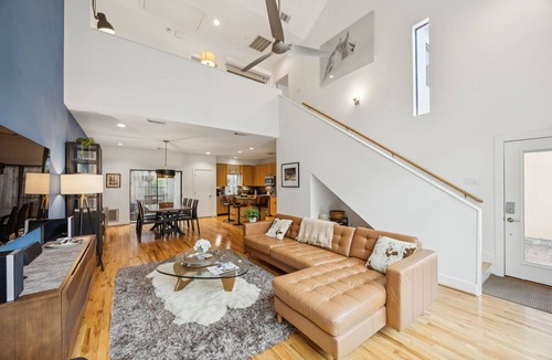Washington Ave./ Memorial Park House | Urban Retreat - Boutique stay at Houston hot spots
