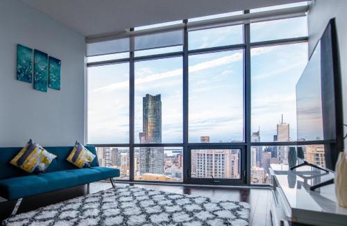 Grange Park Apartment | Urban Skyline