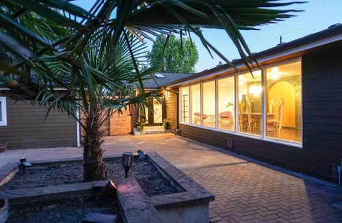 SeaTac House | Urban Solace-Elements of Nature