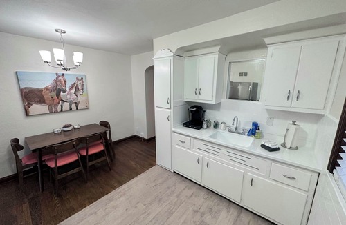 St. Louis Apartment | Urban South City Retreat by StayLage