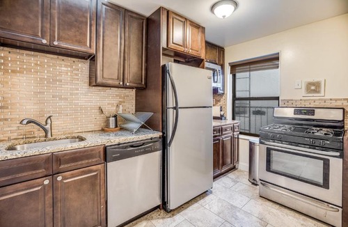 Hoboken Apartment | Urban Style 2BR in Hoboken