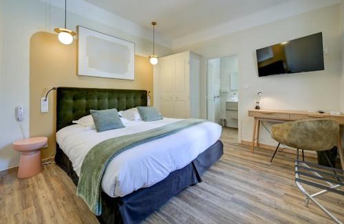 Carpentras Hotel | Urban Style Hotel Blason du Ventoux