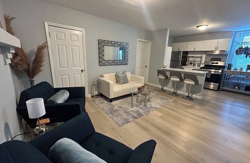 Montclair Apartment | Urban Suite