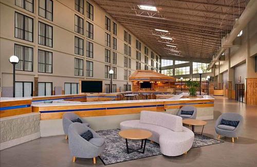 Champaign Hotel | Urbana Hotel Conference Center