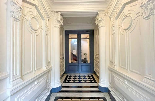 Arsenal Apartment | UrbanFlat 225 - Luxury 4 Bedroom Apartment - Bastille