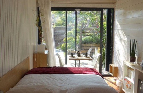 Ancely Bed & Breakfast | Urbanhouse Cocoon Studio