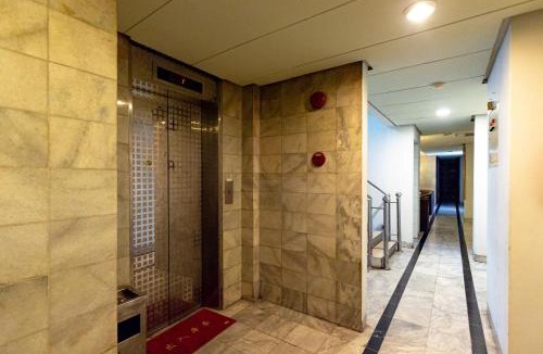 Chinatown Hotel | Urbanview Hotel P Residence Asemka