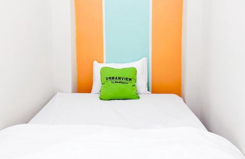 Depok Hotel | Urbanview Hotel Simple near Pakuwon Mall Jogja