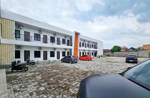 Serang House | Urbanview Syariah Cahaya Guest House