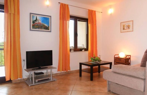Milohnici Apartment | Urdih (KRK315) by Interhome