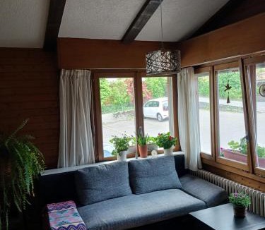 Sigriswil Apartment | Urgemütliche Ferienwohnung, zentral und doch ruhig