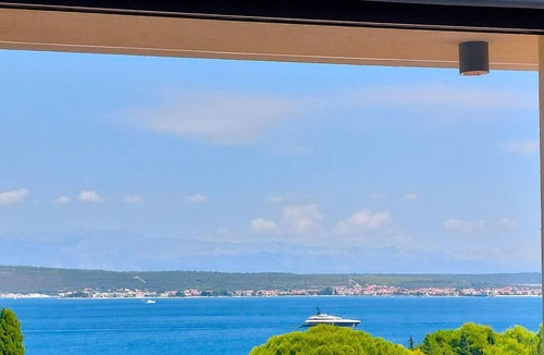 Zdrelac House | Urlaub Luxusvilla "Villa Supreme Pasman" neu by Interhome