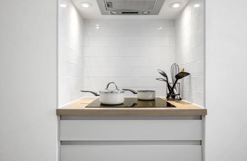 Flixton Apartment | Urmston First - 3 Bed Apartment