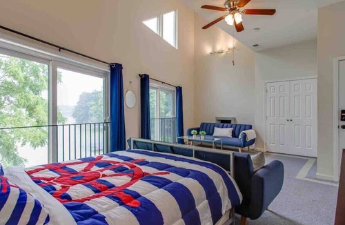 Chesapeake Ranch Estates-Drum Point House | Spacious Lakefront Cottage w/ Private Pier