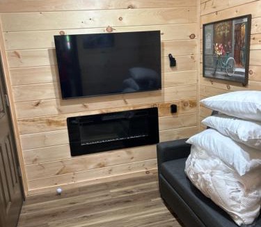 Norma House | Mini farm Cabin