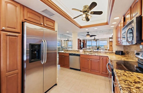 Redington Beach Apartment | Redington Towers 3F|2BD|2BA| Beachfront