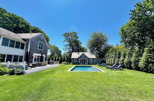 Village of Southampton House | US OPEN: SH Village Luxury with Pool House Spa - Guest Cottage. Walk to Town!