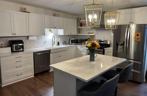 Carmel House | Use another service