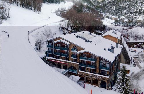 Arinsal Hotel | Ushuaia, The Mountain Hotel