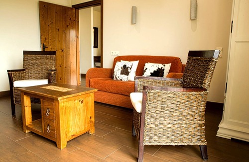 Getaria Cottage | USOTEGI double room